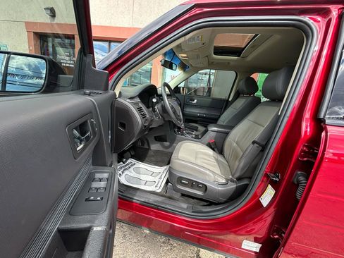 Used 2016 Ford Flex SEL w/ Equipment Group 202A image 9