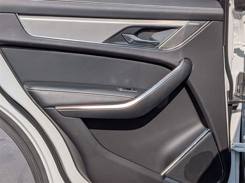 Used 2024 Jaguar F-PACE R-Dynamic S image 25