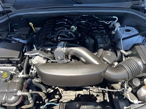 Used 2023 Dodge Durango GT w/ Blacktop Package AWD/4WD image 43