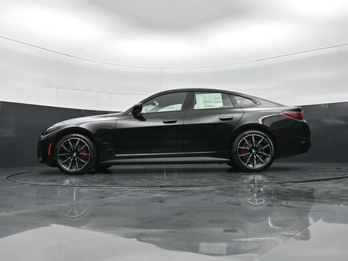 New 2026 BMW i4 eDrive40 w/ M Sport Package RWD image 32
