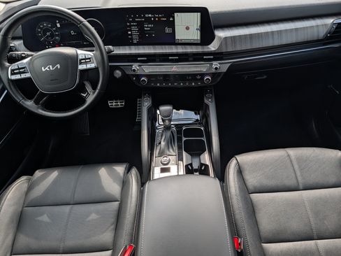 Certified 2025 Kia Telluride SX w/ SX Captain's Chair Package AWD/4WD image 10