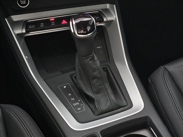 Certified 2024 Audi Q3 2.0T Premium Plus w/ Premium Plus Package AWD/4WD image 21