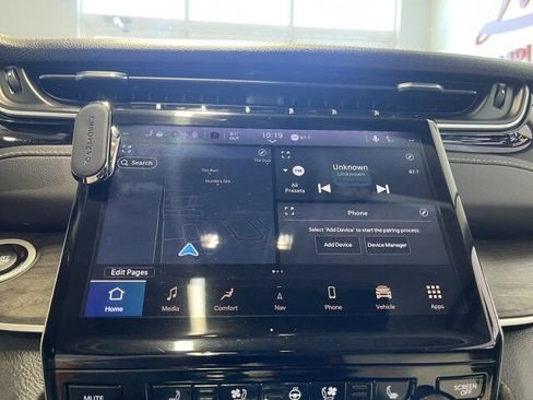 Used 2023 Jeep Grand Cherokee 4WD 4xe w/ Luxury Tech Group II image 23