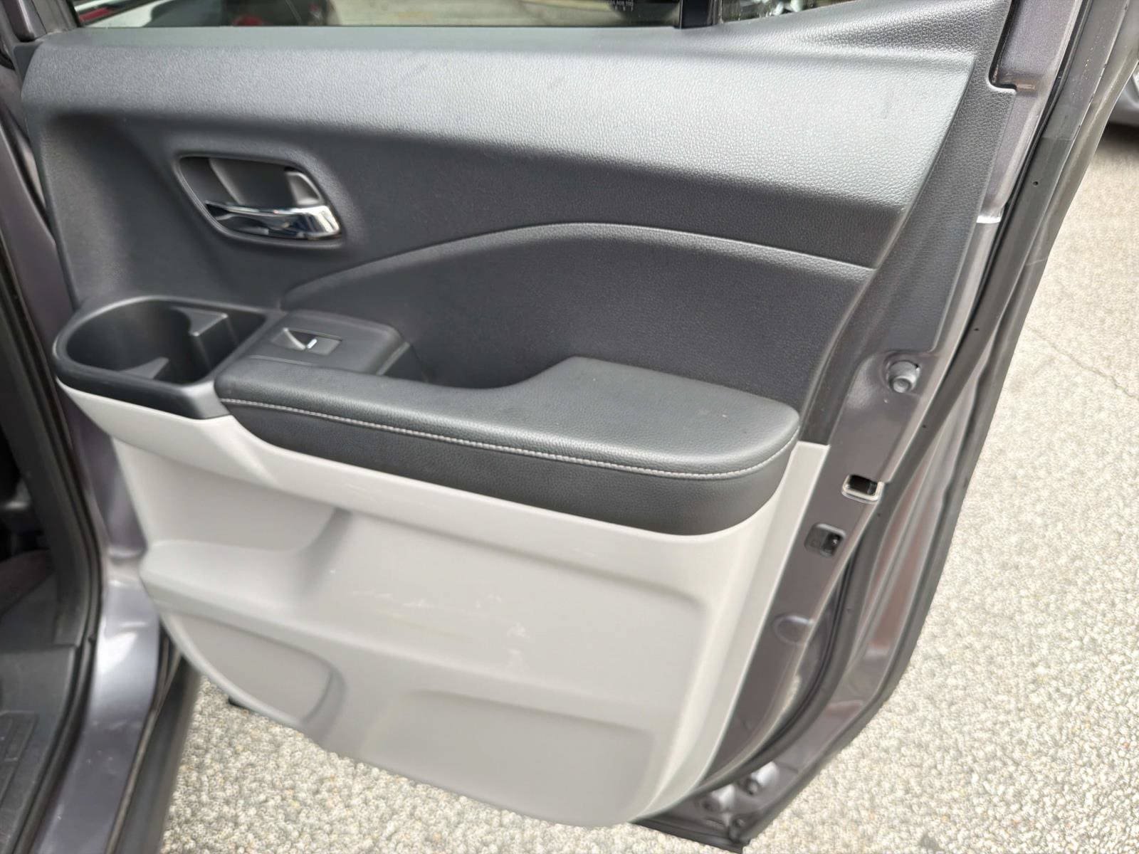 Used 2019 Honda Ridgeline RT image 17