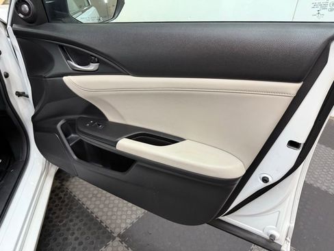 Used 2022 Honda Insight Touring image 45