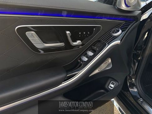 Certified 2022 Mercedes-Benz S 580 4MATIC Sedan image 21