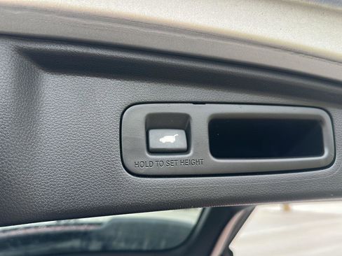 Used 2023 Honda CR-V EX-L image 25