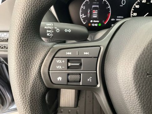New 2026 Honda HR-V LX image 10