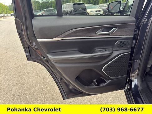 Used 2024 Jeep Grand Cherokee Limited 4xe AWD/4WD image 24