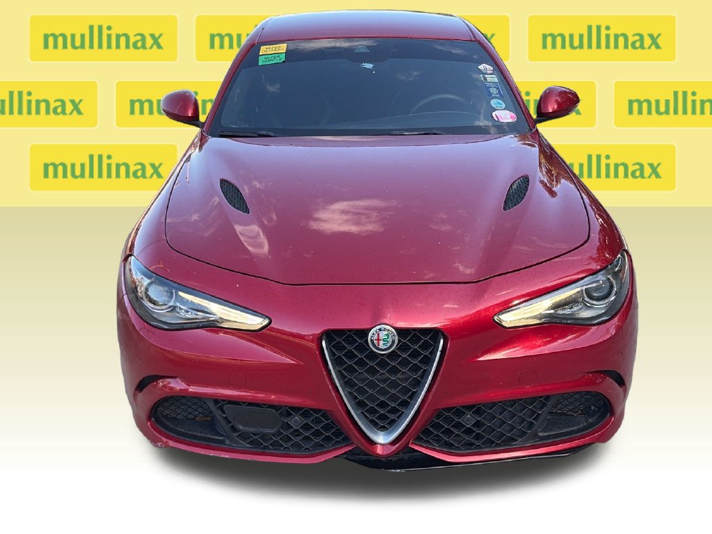 Used 2017 Alfa Romeo Giulia Quadrifoglio RWD image 16