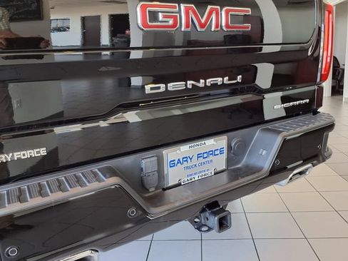 Used 2025 GMC Sierra 1500 Denali w/ Denali Reserve Package AWD/4WD image 24