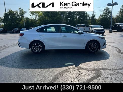 Certified 2024 Kia Forte LXS w/ LXS Technology Package FWD image 4