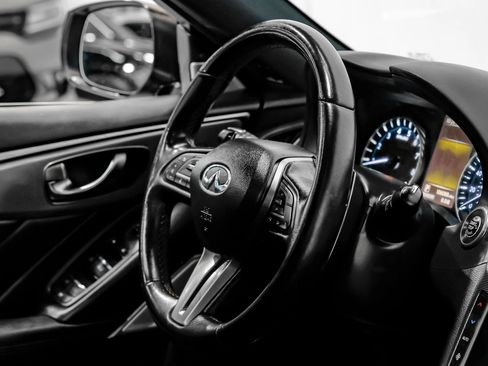 Used 2018 INFINITI Q50 Red Sport 400 w/ Sensory Package (Sport) RWD image 20