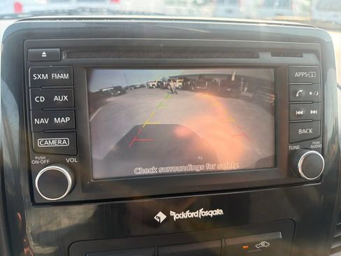 Used 2015 Nissan Titan SV w/ SV Value Truck Package AWD/4WD image 16