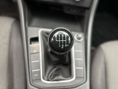 Used 2020 Volkswagen Jetta S w/ Driver Assistance Package image 10