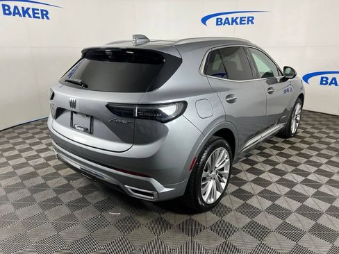 Used 2024 Buick Envision Avenir AWD/4WD image 6