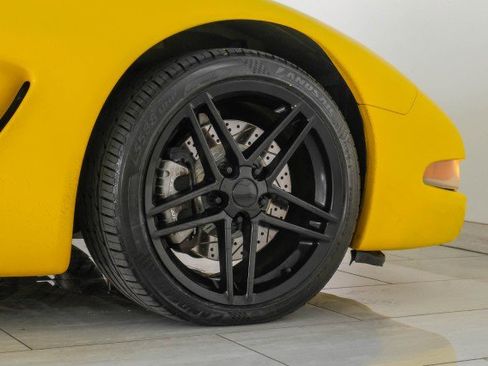 Used 2004 Chevrolet Corvette AUTOMATIC LEATHER SEATS BOSE S w/ Preferred Equipment Group image 54