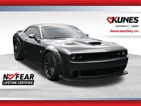 Used 2018 Dodge Challenger SRT Hellcat RWD image 1