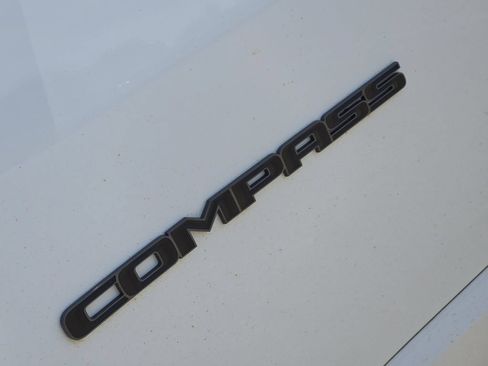 Used 2024 Jeep Compass Limited w/ High Altitude Package AWD/4WD image 33