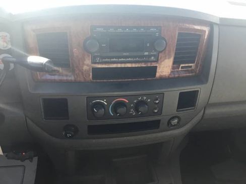 Used 2006 Dodge Ram 2500 Truck SLT w/ Quad Cab Big Horn Value Group image 17