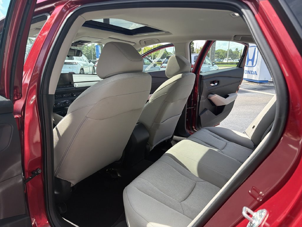 Certified 2024 Honda Accord EX image 29