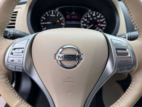 Used 2016 Nissan Altima 2.5 SL w/ Moonroof Package image 26