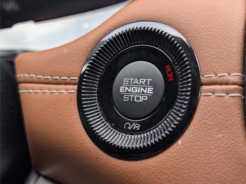 Used 2022 Jeep Compass Limited image 26