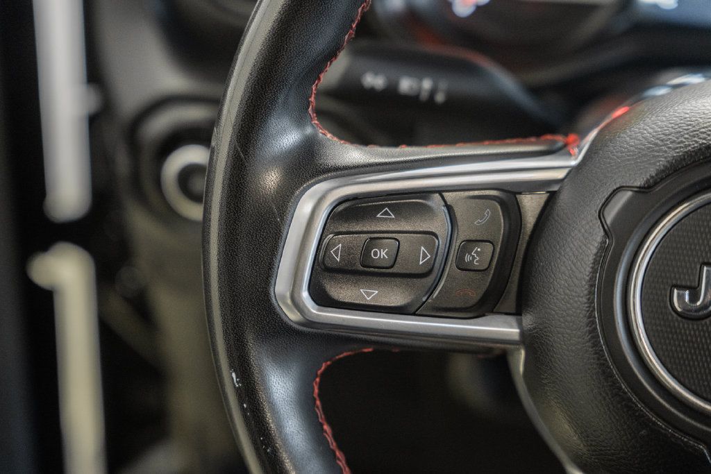 Used 2024 Jeep Wrangler Unlimited Rubicon AWD/4WD image 30