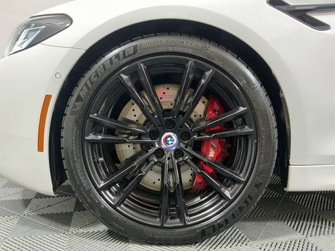 Certified 2023 BMW M5 w/ Competition Package image 32