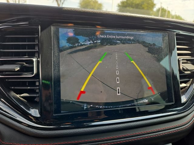 Used 2025 Dodge Durango GT AWD/4WD image 14