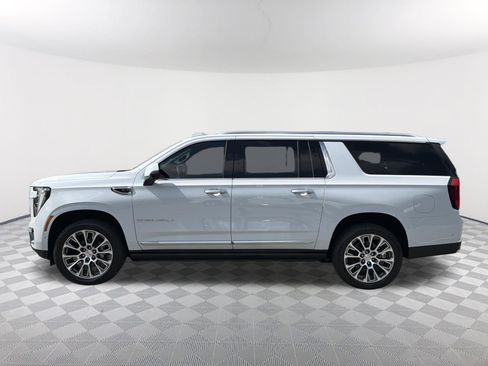 New 2026 GMC Yukon XL Denali w/ Sun & Power Step Package AWD/4WD image 2