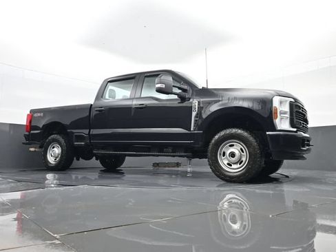 Used 2025 Ford F250 XL w/ XL Off-Road Package AWD/4WD image 30
