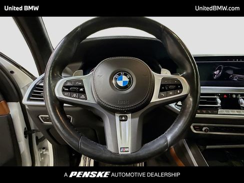 Used 2022 BMW X7 xDrive40i w/ M Sport Package AWD/4WD image 6