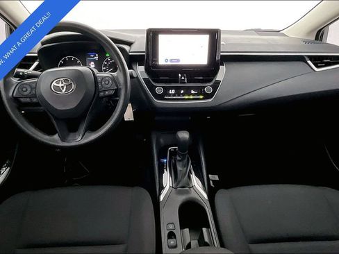 Used 2023 Toyota Corolla LE image 21