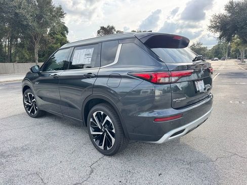 New 2025 Mitsubishi Outlander SEL image 5