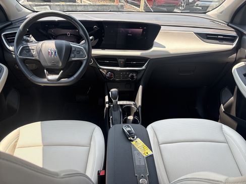 Used 2023 Buick Encore GX Select w/ Sport Touring Package FWD image 27