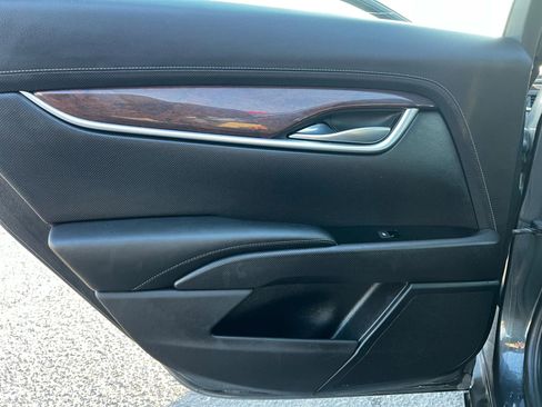 Used 2017 Cadillac XTS Luxury w/ Driver Awareness Package image 19