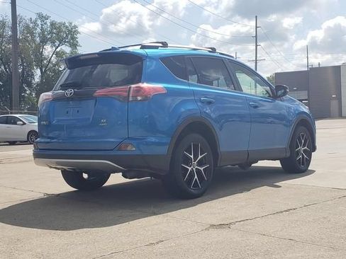 Used 2016 Toyota RAV4 SE AWD/4WD image 4