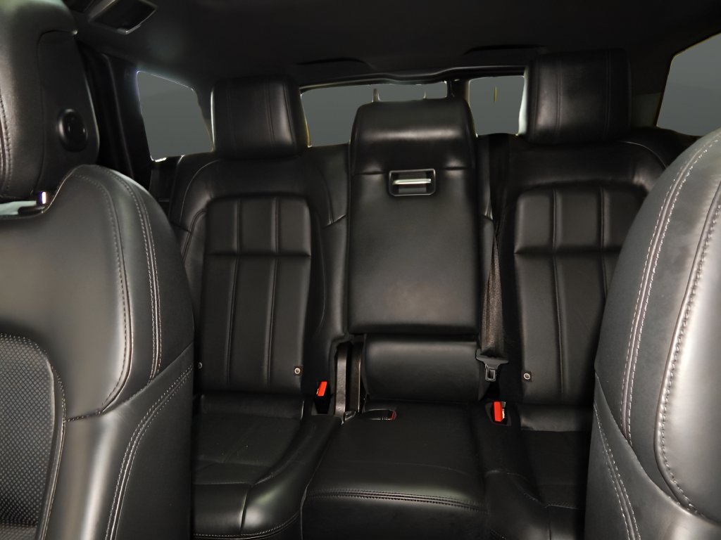 Used 2020 Land Rover Range Rover HSE AWD/4WD image 28