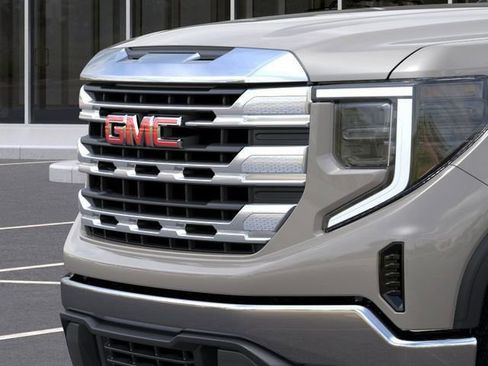 New 2026 GMC Sierra 1500 SLE image 13
