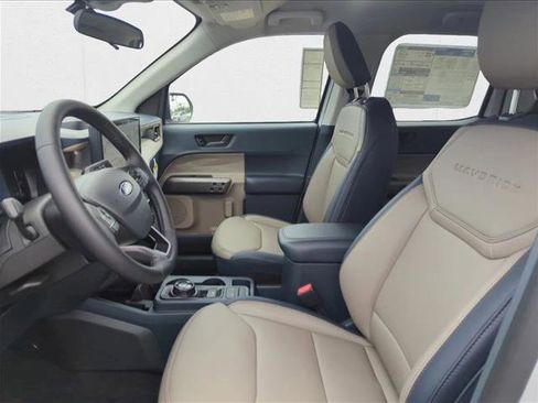 New 2025 Ford Maverick Lariat w/ 4K Tow Package image 4