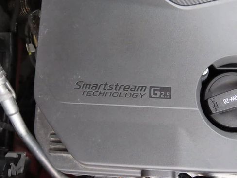 Used 2025 Hyundai Sonata SEL image 11