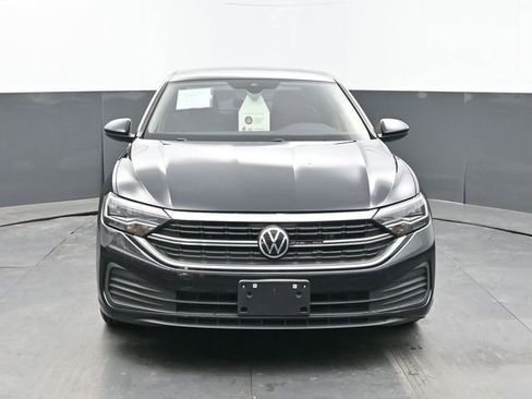 Used 2022 Volkswagen Jetta SE image 8