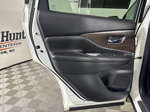 Used 2023 Nissan Murano Platinum w/ Cargo Package AWD/4WD image 27