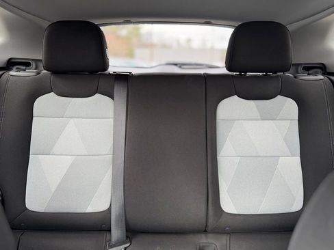 Used 2024 Chevrolet Trax LS w/ LS Convenience Package image 17