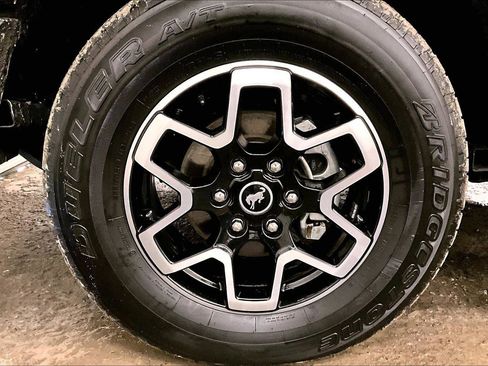 Certified 2023 Ford Bronco Outer Banks image 8