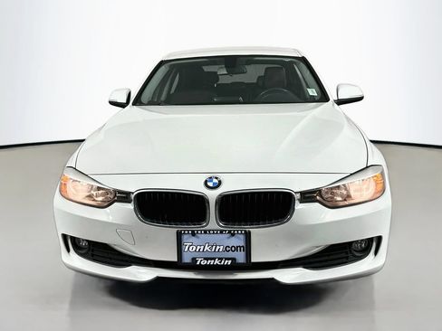 Used 2015 BMW 320i Sedan RWD image 3