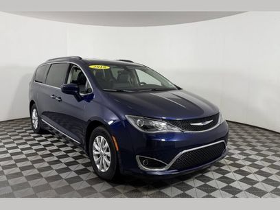 Used 2018 Chrysler Pacifica Touring-L Plus