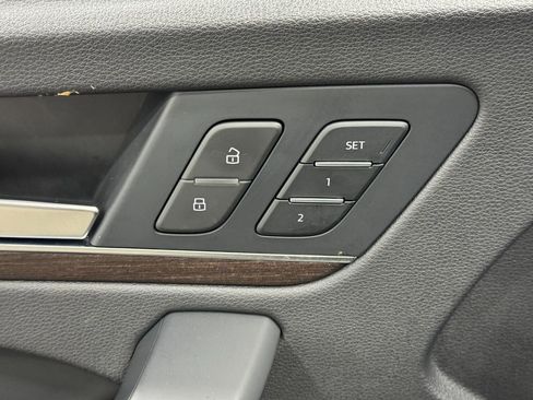 Certified 2022 Audi Q5 Premium Plus w/ Premium Plus Package image 24