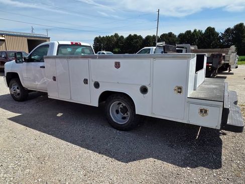 Used 2019 Chevrolet Silverado 3500 W/T w/ WT Convenience Package AWD/4WD image 4